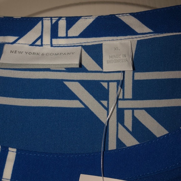 NY&Co silk blouse - Picture 3 of 3